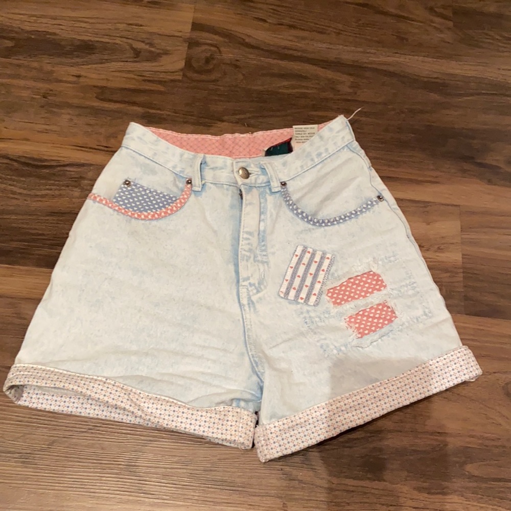 Cute heart pattern shorts (size 4)